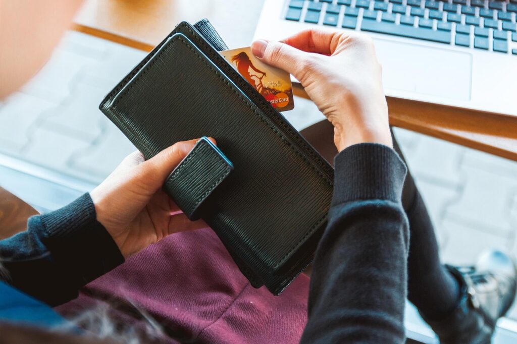 Digital Wallet Mistakes to Avoid