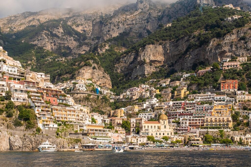 Discovering Napoli: A City of Rich History